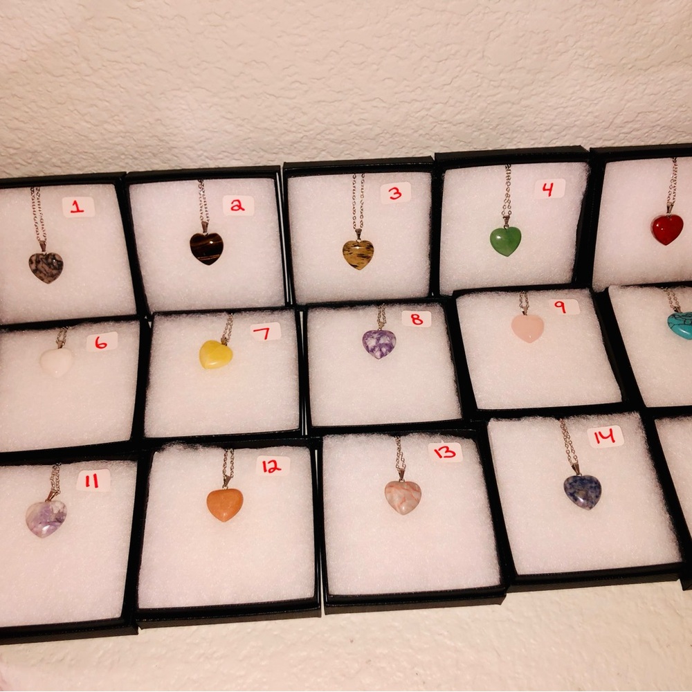 Heart 🍒💣Gemstone Pendant Necklace - Assorted Colors